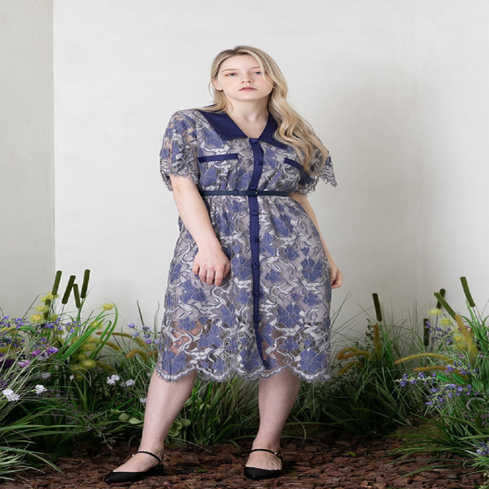 LUNA FLOWER TWOTONE LACE ONEPIECE